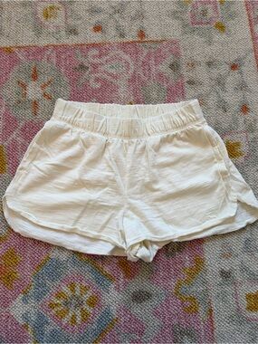 VS PINK Cream Elastic Waist Shorts